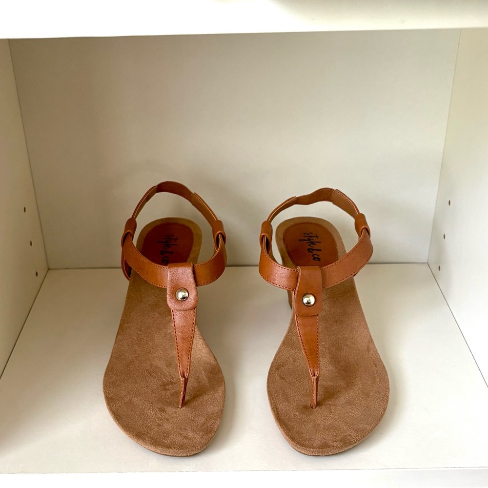 Women’s Tan Sandals